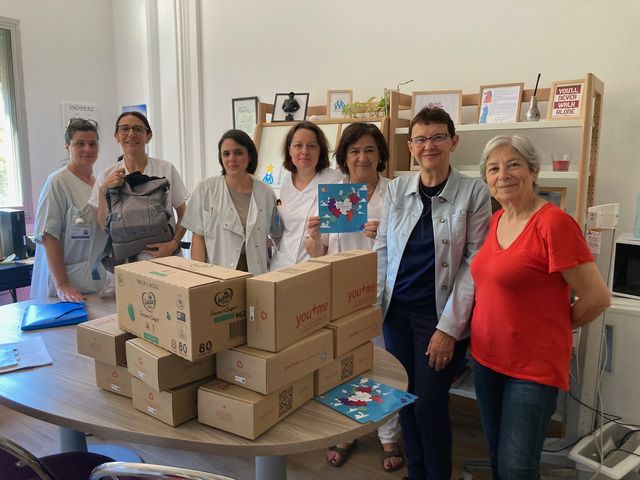 20 Porte-bébés et 80 couches remis à La Conception